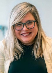 Graci Zeiger headshot